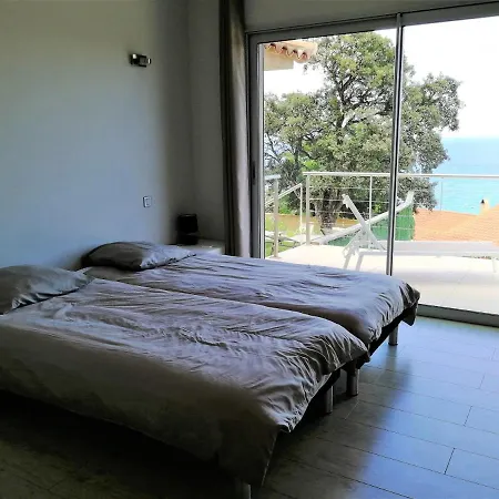 Villa Moderne Favone